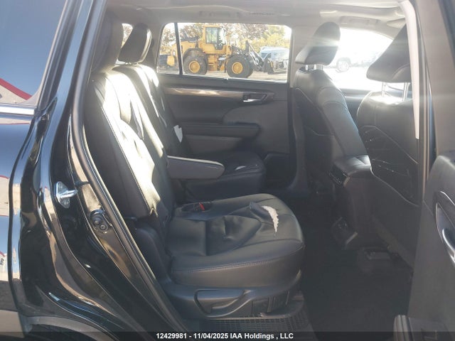 5TDXBRCH5RS642576 Toyota Highlander Hybrid Limited/hybrid Platinum