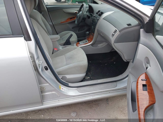 2010 Toyota Corolla Le მანქანა იყიდება აუქციონზე, vin: 2T1BU4EE2AC351377, აუქციონის ნომერი: 12430005