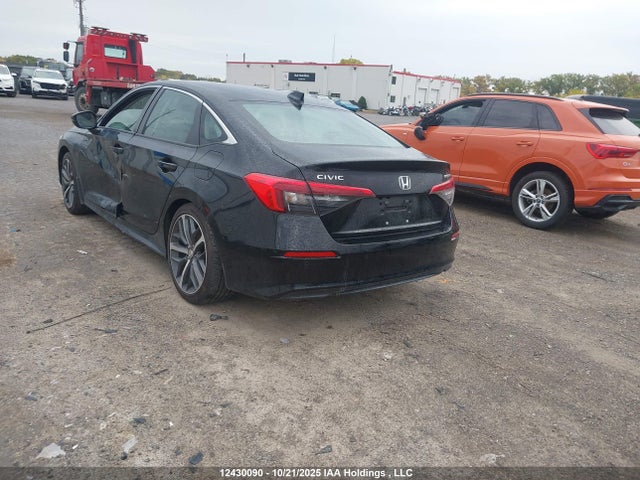 Honda l15b7 2023 2HGFE1F91PH002144 Image 3