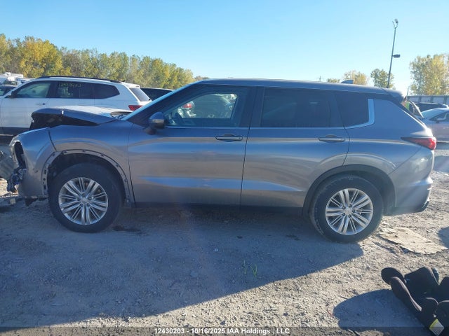 Mitsubishi Outlander 2022 JA4J4TA84NZ617445 Image 14
