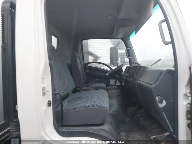 JALE5W165R7304215 Isuzu NRR