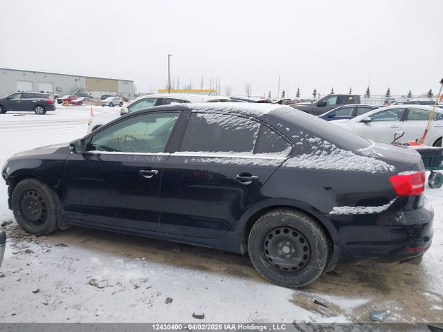 Продажа на аукционе авто 2015 Volkswagen Jetta 2.0l Trendline/2.0l Trendline+, vin: 3VW2K7AJ6FM245018, номер лота: 12430400