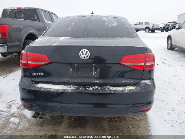 Продажа на аукционе авто 2015 Volkswagen Jetta 2.0l Trendline/2.0l Trendline+, vin: 3VW2K7AJ6FM245018, номер лота: 12430400