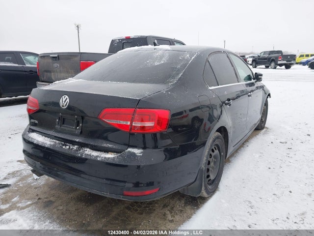 Продажа на аукционе авто 2015 Volkswagen Jetta 2.0l Trendline/2.0l Trendline+, vin: 3VW2K7AJ6FM245018, номер лота: 12430400