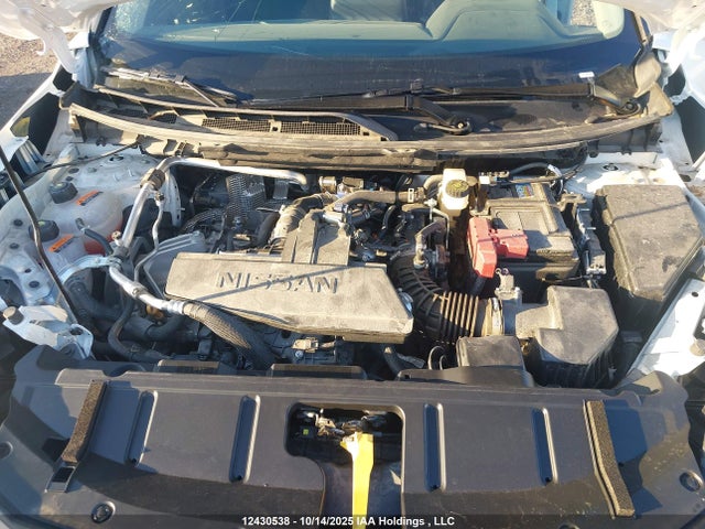 JN8BT3AB5SW418172 Nissan Rogue