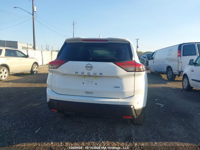 JN8BT3AB5SW418172 Nissan Rogue