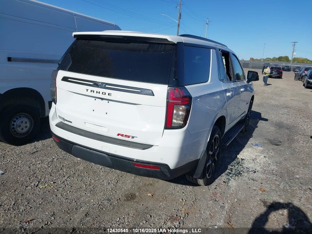 1GNSKRKT7NR260145 Chevrolet TAHOE RST