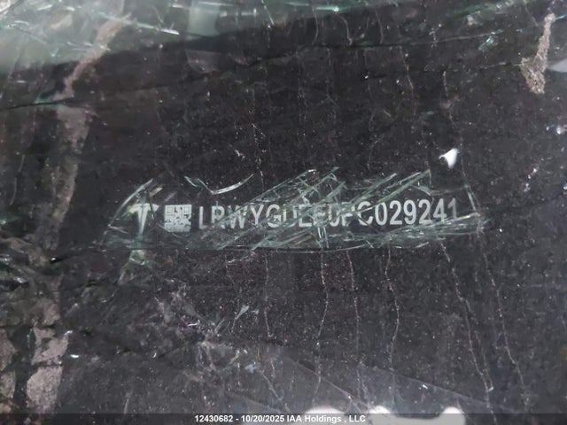 2023 Tesla Model Y მანქანა იყიდება აუქციონზე, vin: LRWYGDLE0PC029241, აუქციონის ნომერი: 12430682