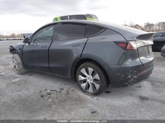 2023 Tesla Model Y მანქანა იყიდება აუქციონზე, vin: LRWYGDLE0PC029241, აუქციონის ნომერი: 12430682