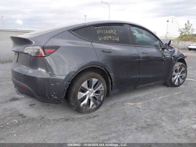 2023 Tesla Model Y მანქანა იყიდება აუქციონზე, vin: LRWYGDLE0PC029241, აუქციონის ნომერი: 12430682