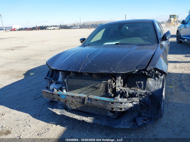 2015 Dodge Charger Sxt მანქანა იყიდება აუქციონზე, vin: 2C3CDXHG1FH835528, აუქციონის ნომერი: 12430854