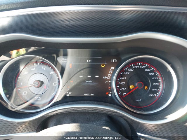 2015 Dodge Charger Sxt მანქანა იყიდება აუქციონზე, vin: 2C3CDXHG1FH835528, აუქციონის ნომერი: 12430854