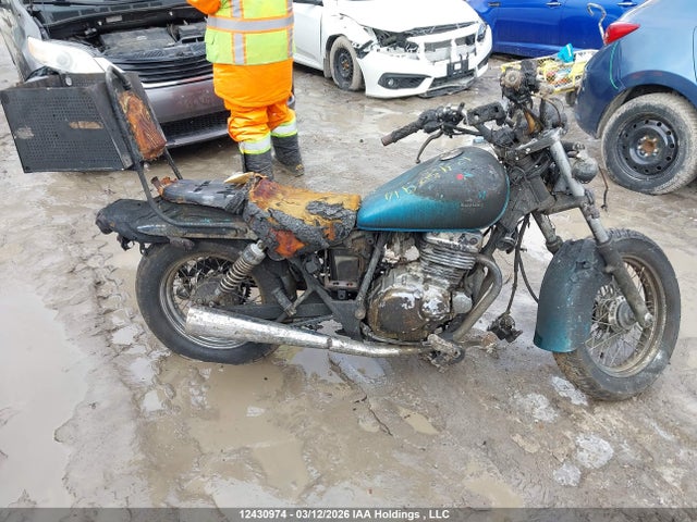 12430974 :رقم المزاد ، JS1NJ48A5X2100210 vin ، 1999 Suzuki Gz250 مزاد بيع