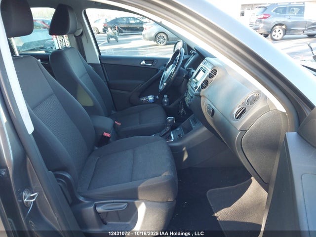WVGJV7AX6GW536450 Volkswagen Tiguan