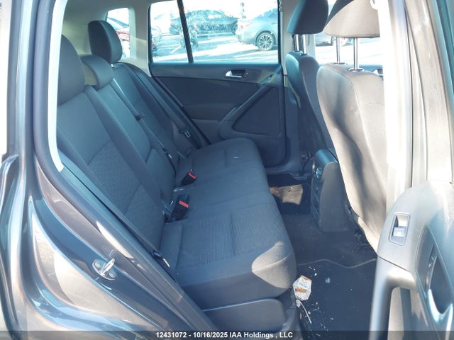 WVGJV7AX6GW536450 Volkswagen Tiguan