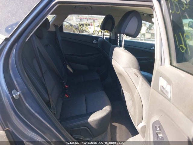 Hyundai Tucson 2016 KM8J3CA28GU082961 Image 8