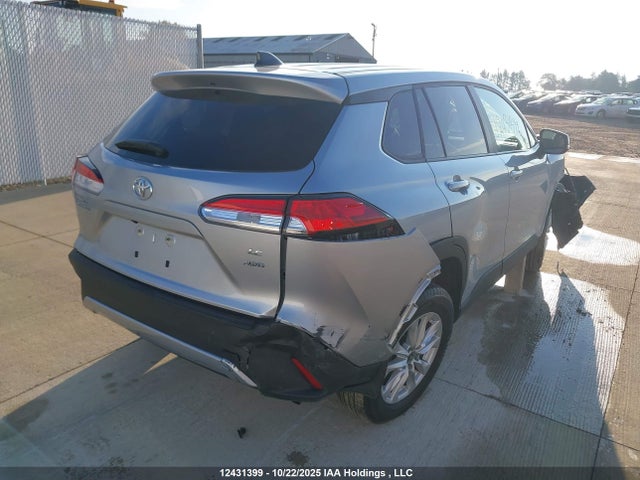 7MUCAABG7SV125013 Toyota Corolla Cross Le
