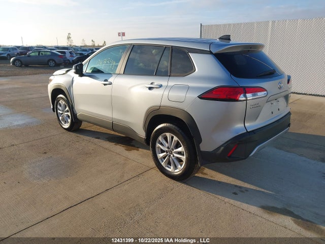 7MUCAABG7SV125013 Toyota Corolla Cross Le