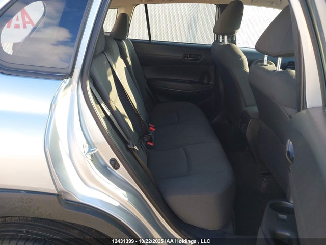 7MUCAABG7SV125013 Toyota Corolla Cross Le