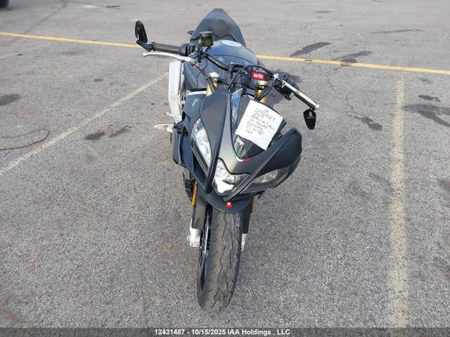 Aprilia Tuono 2019 ZD4KGU00XKS001096 Image 17
