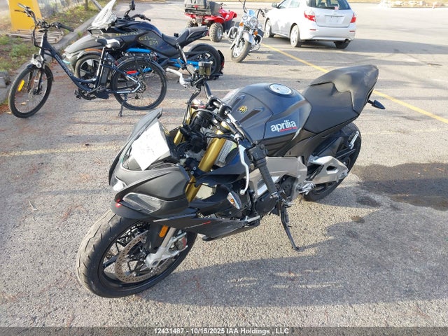 Aprilia Tuono 2019 ZD4KGU00XKS001096 Image 2