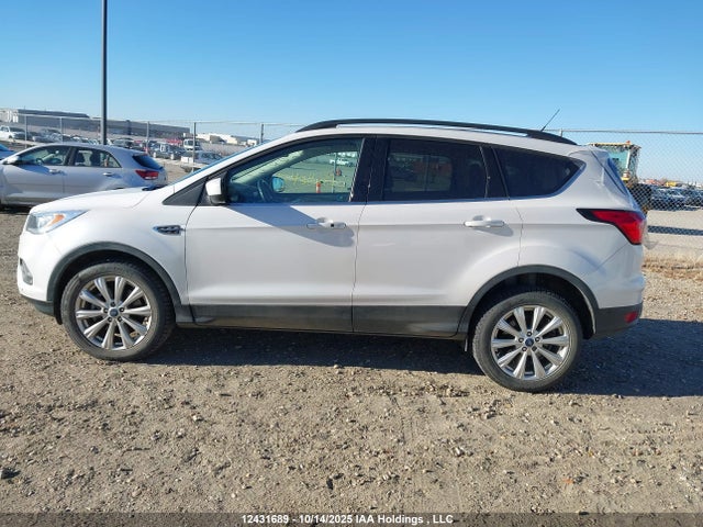 Ford Escape 2019 1FMCU9H93KUA82919 Image 15