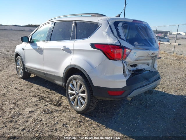 Ford Escape 2019 1FMCU9H93KUA82919 Image 3