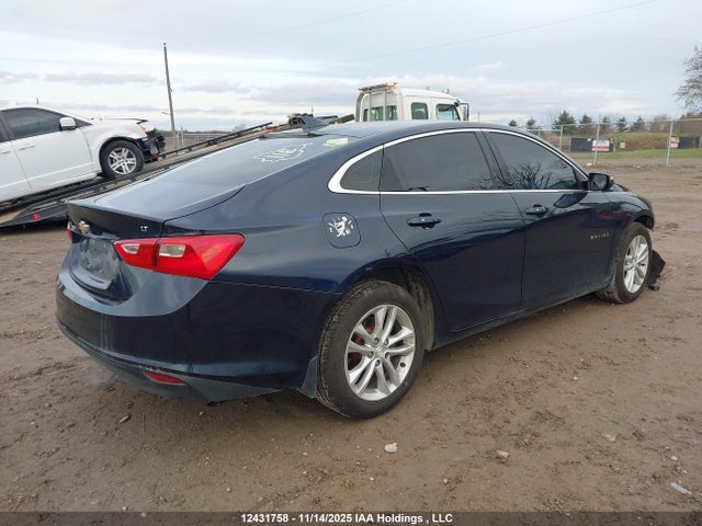 1G1ZD5ST1JF233831 Chevrolet MALIBU LT