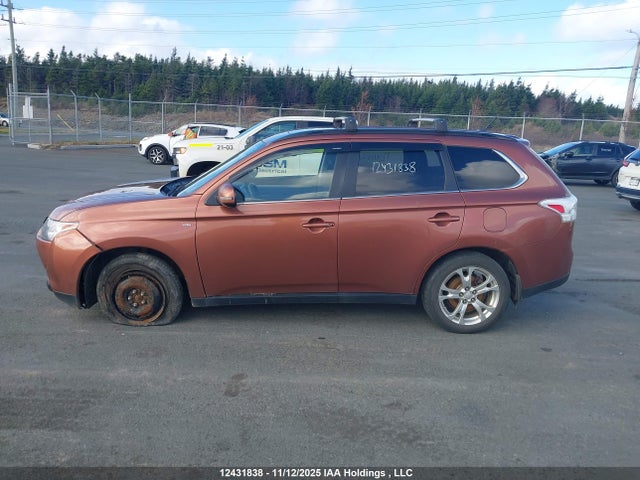 JA4JZ4AX4EZ602474 Mitsubishi OUTLANDER GT