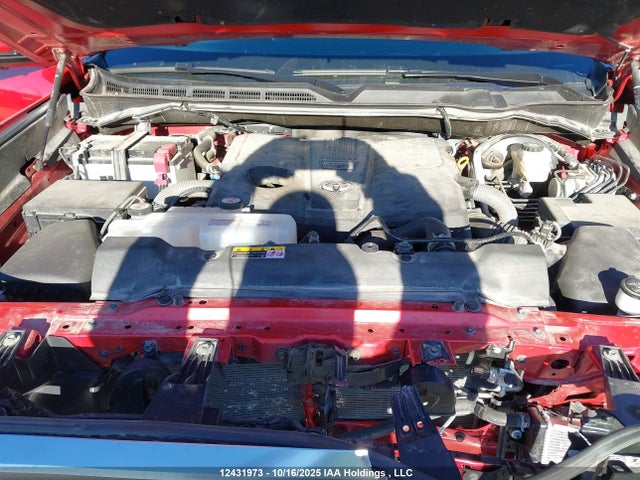 2023 Toyota Tundra Limited მანქანა იყიდება აუქციონზე, vin: 5TFJA5DB0PX116018, აუქციონის ნომერი: 12431973