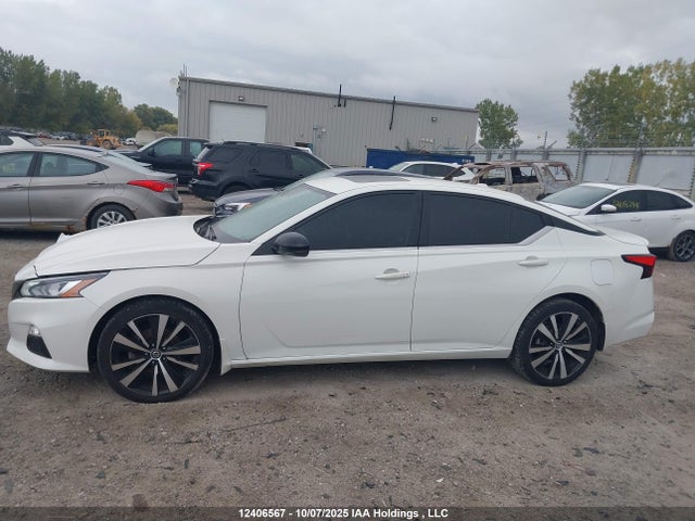 Nissan 2021 2021 1N4BL4CW5MN372147 Image 15