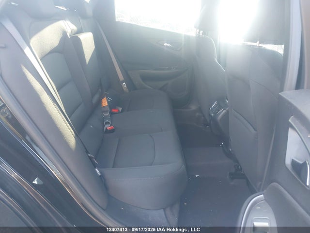Chevrolet lfv 2024 1G1ZD5ST9RF233281 Image 8