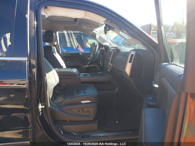 1GT42YEY0HF182753 GMC Sierra K3500 Denali