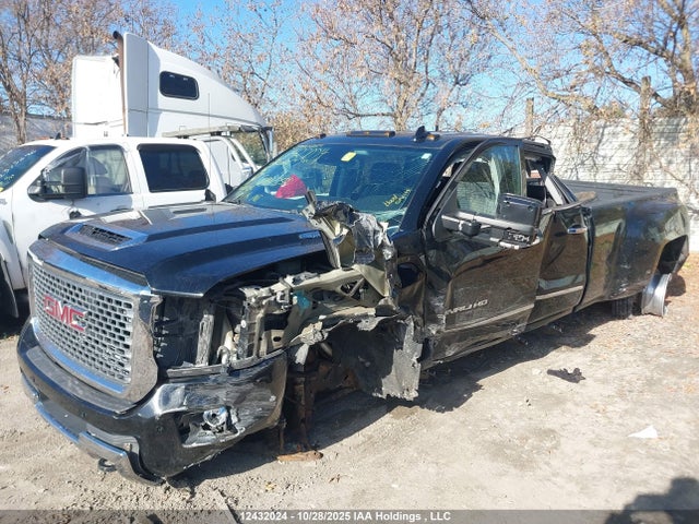 1GT42YEY0HF182753 GMC Sierra K3500 Denali
