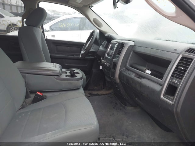 1C6RR7FGXJS146994 RAM 1500 St