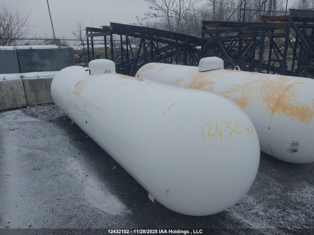 12432102 :رقم المزاد ، 7622 vin ، 2022 Propane Tank Other مزاد بيع