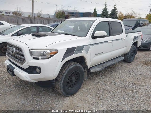5TFDZ5BN7HX016406 Toyota Tacoma Dbl Cab/sr5/trd Sport/or