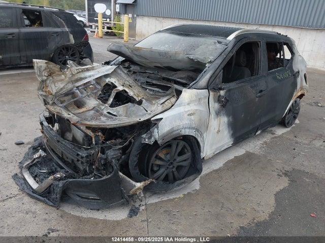 Nissan 2019 2019 3N1CP5CUXKL567488 Image 2
