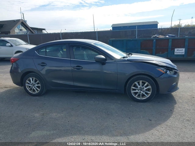 3MZBM1V74FM161169 Mazda pe