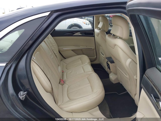 Lincoln MKZ 2014 3LN6L2JK9ER809934 Image 27