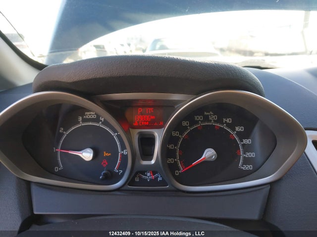 12432409 :رقم المزاد ، 3FADP4EJ6DM139581 vin ، 2013 Ford Fiesta Se مزاد بيع
