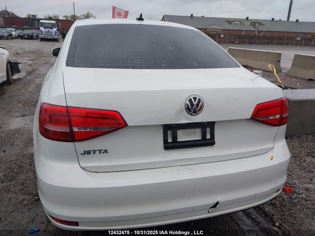 2015 Volkswagen Jetta მანქანა იყიდება აუქციონზე, vin: 3VW2K7AJ8FM347470, აუქციონის ნომერი: 12432475