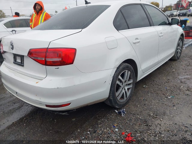 2015 Volkswagen Jetta მანქანა იყიდება აუქციონზე, vin: 3VW2K7AJ8FM347470, აუქციონის ნომერი: 12432475
