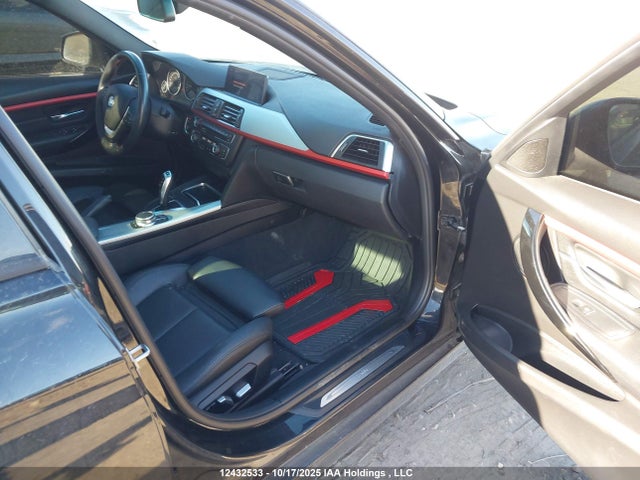 BMW 330I 2018 WBA8D9C59JA012952 Image 5