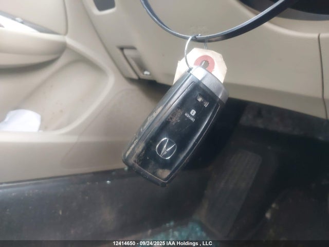 Acura j35y6 2016 19UUB3F57GA801417 Image 11