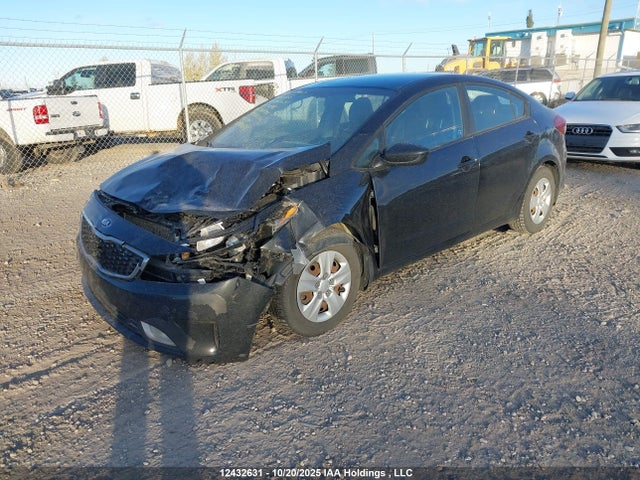 2017 Kia Forte Lx/s მანქანა იყიდება აუქციონზე, vin: 3KPFL4A77HE056394, აუქციონის ნომერი: 12432631