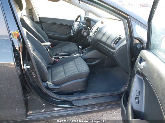 2017 Kia Forte Lx/s მანქანა იყიდება აუქციონზე, vin: 3KPFL4A77HE056394, აუქციონის ნომერი: 12432631