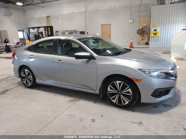 2HGFC1F4XJH105418 Honda CIVIC EX