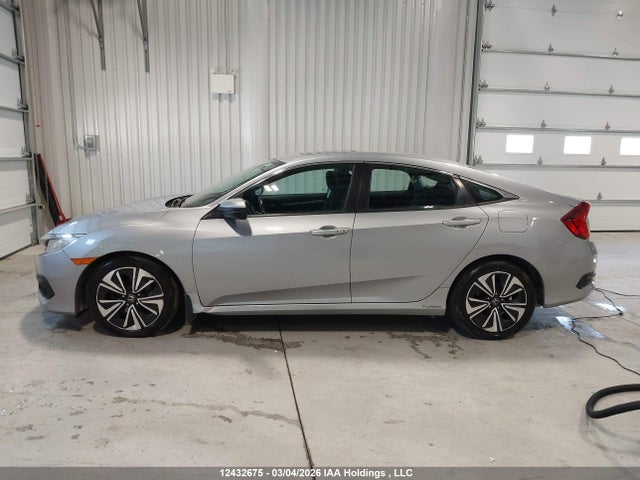 2HGFC1F4XJH105418 Honda CIVIC EX