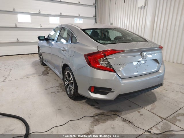 2HGFC1F4XJH105418 Honda CIVIC EX